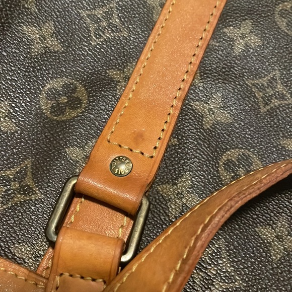 Rare Vintage Square Side LV Duffle - Picture 8 of 8